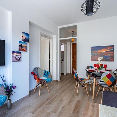 Berries 1-Br Apt In Larnaca Bagian luar foto