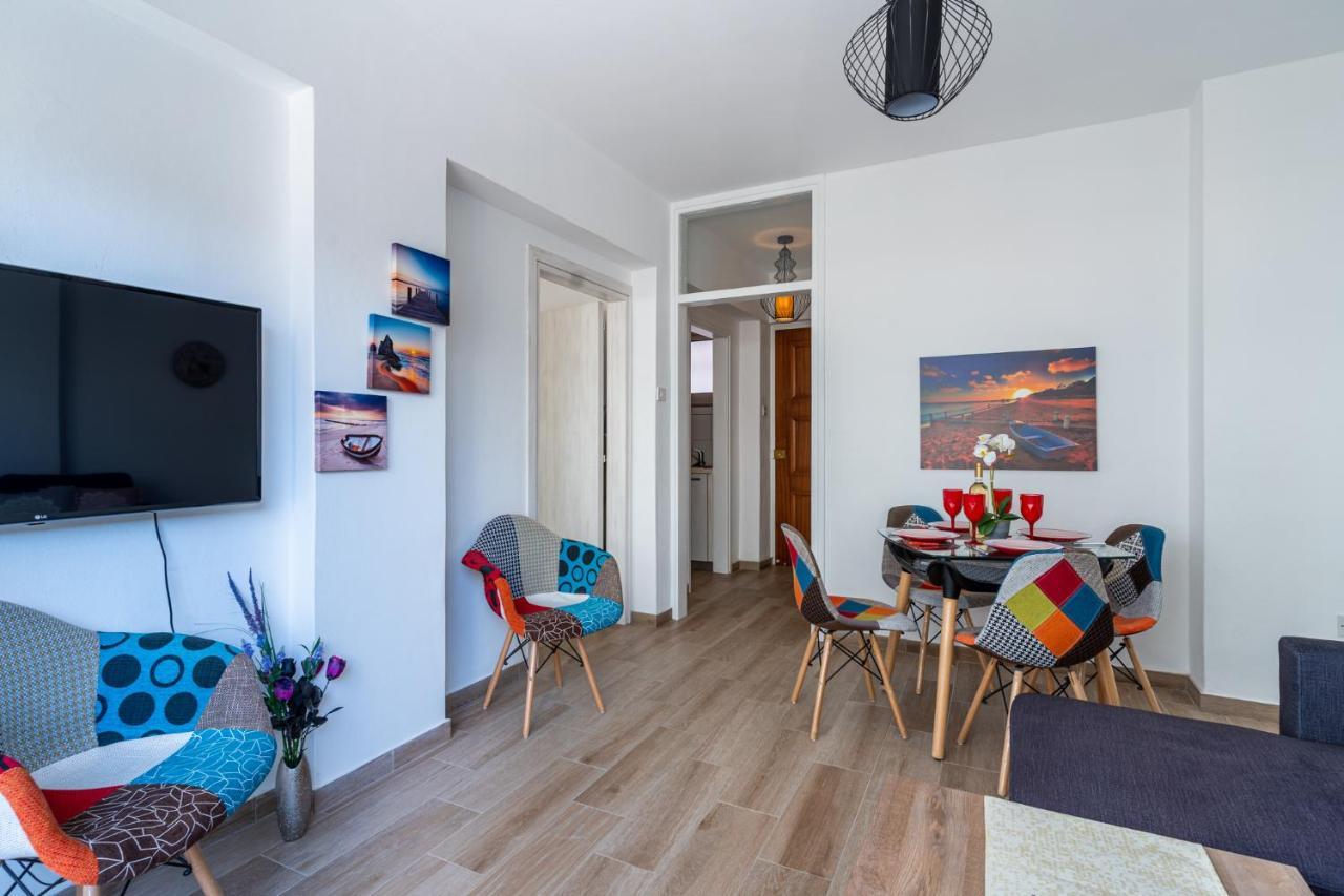 Berries 1-Br Apt In Larnaca Bagian luar foto