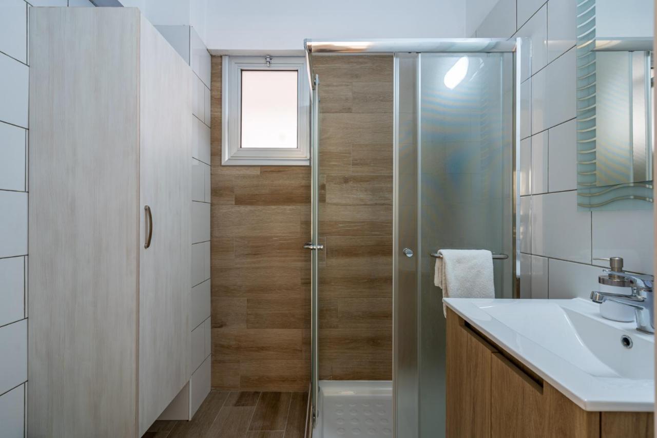 Berries 1-Br Apt In Larnaca Bagian luar foto